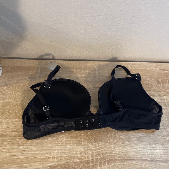 Silver Star Pushup Bra - Victoria's Secret - 34B - Picture 2 of 4